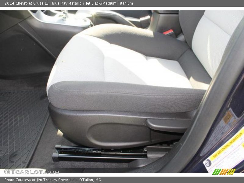 Blue Ray Metallic / Jet Black/Medium Titanium 2014 Chevrolet Cruze LS