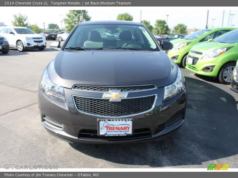 Tungsten Metallic / Jet Black/Medium Titanium 2014 Chevrolet Cruze LS