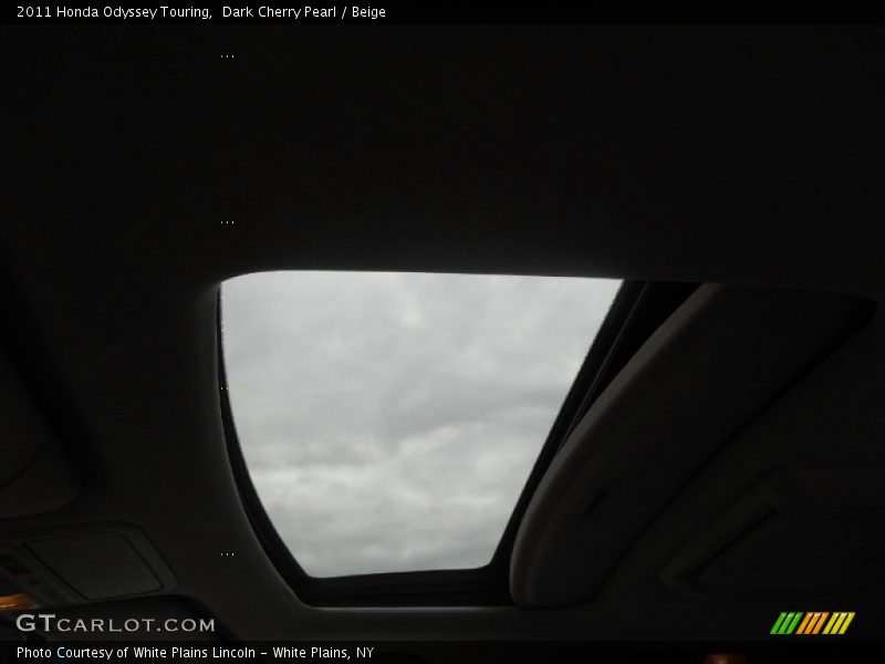 Dark Cherry Pearl / Beige 2011 Honda Odyssey Touring