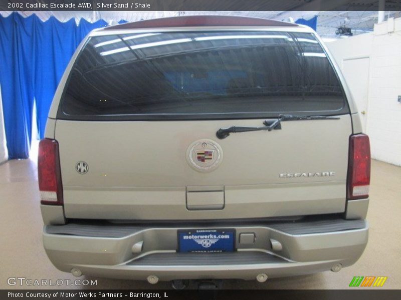 Silver Sand / Shale 2002 Cadillac Escalade AWD
