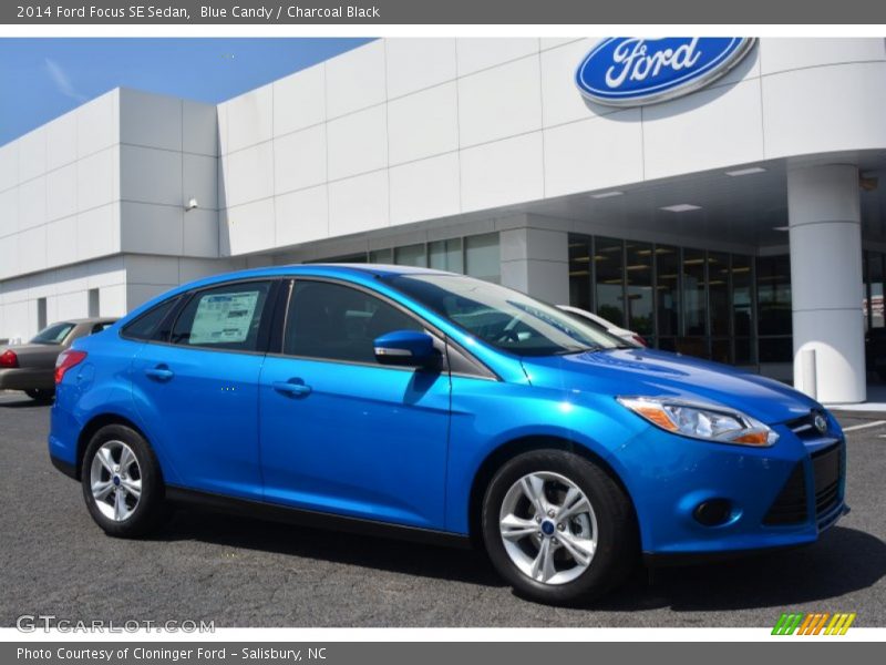 Blue Candy / Charcoal Black 2014 Ford Focus SE Sedan