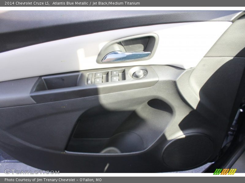 Atlantis Blue Metallic / Jet Black/Medium Titanium 2014 Chevrolet Cruze LS