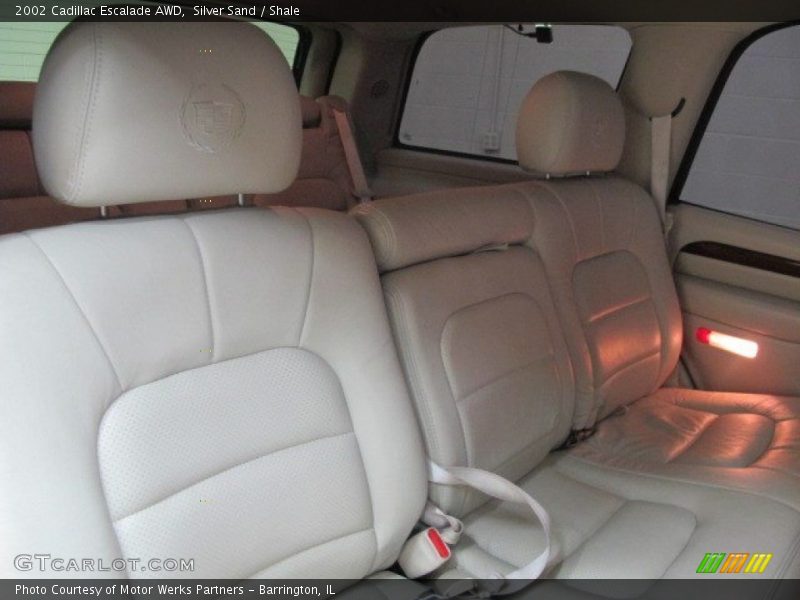 Silver Sand / Shale 2002 Cadillac Escalade AWD