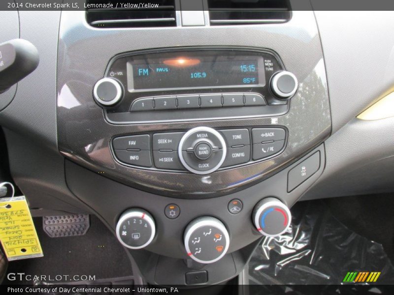 Lemonade / Yellow/Yellow 2014 Chevrolet Spark LS