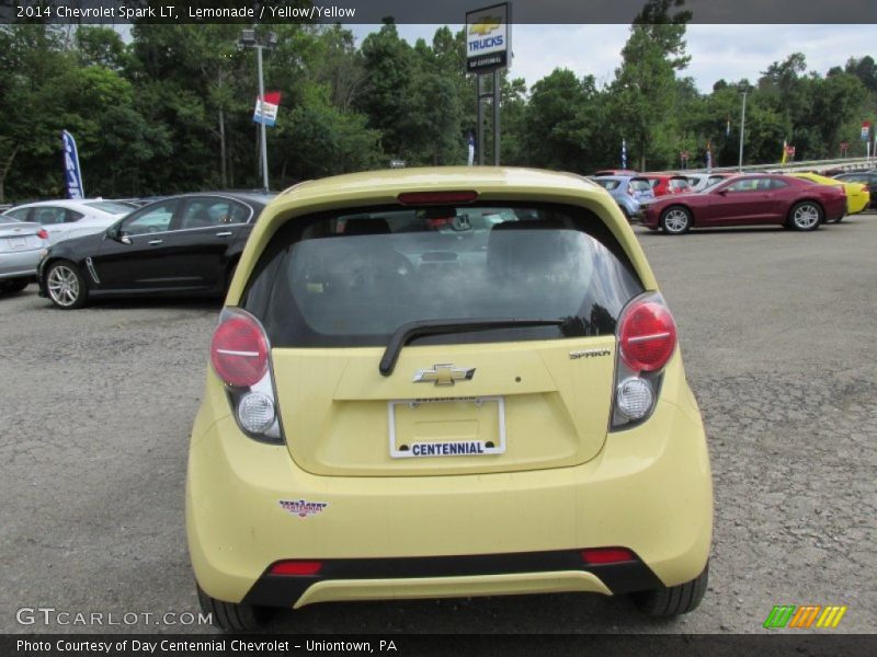 Lemonade / Yellow/Yellow 2014 Chevrolet Spark LT