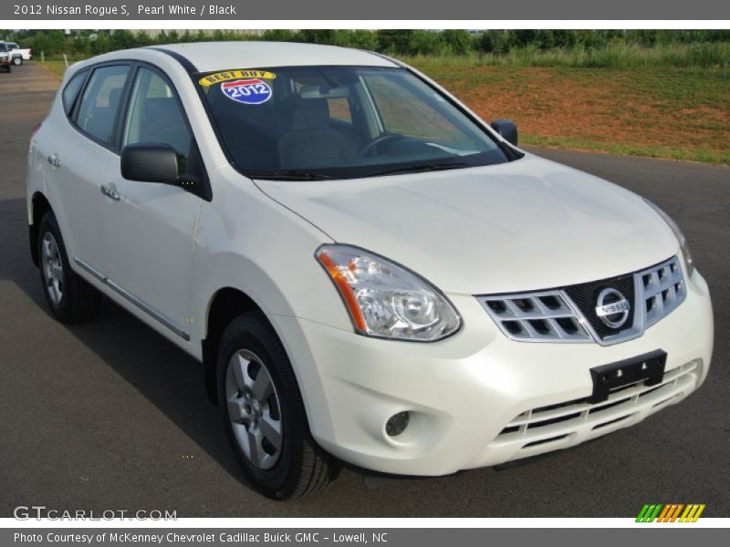 Pearl White / Black 2012 Nissan Rogue S