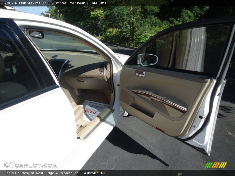 Winter Frost Pearl / Cafe Latte 2007 Nissan Maxima 3.5 SL