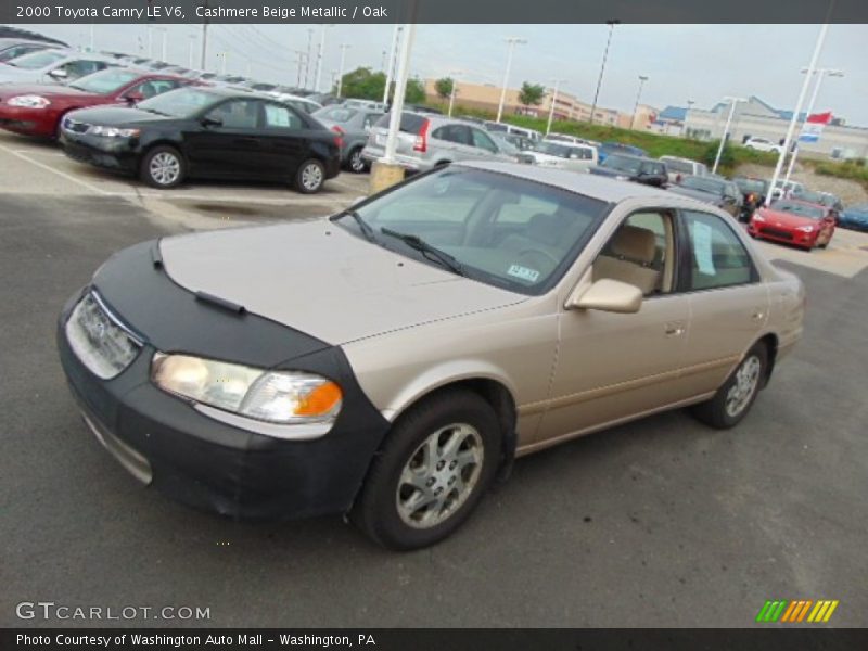 Cashmere Beige Metallic / Oak 2000 Toyota Camry LE V6