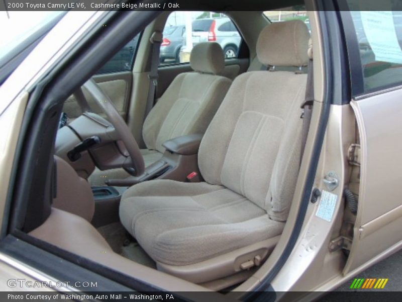 Cashmere Beige Metallic / Oak 2000 Toyota Camry LE V6