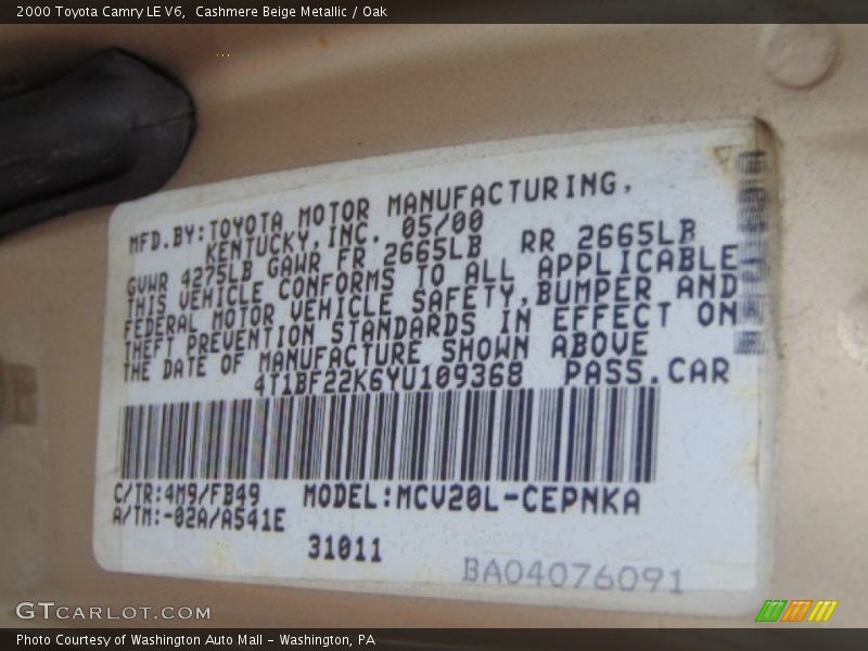 Cashmere Beige Metallic / Oak 2000 Toyota Camry LE V6
