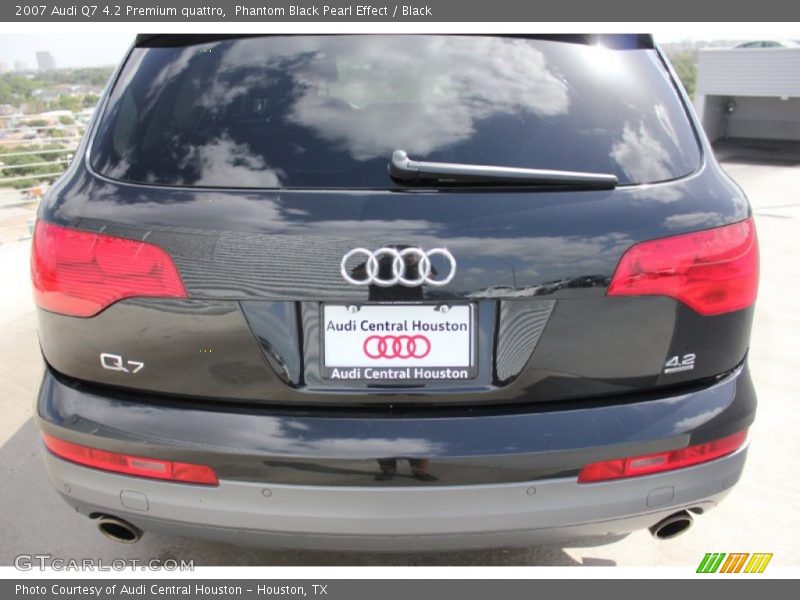 Phantom Black Pearl Effect / Black 2007 Audi Q7 4.2 Premium quattro