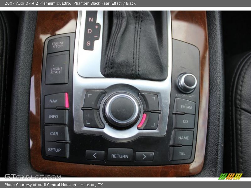 Phantom Black Pearl Effect / Black 2007 Audi Q7 4.2 Premium quattro