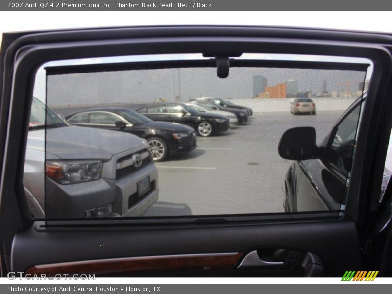 Phantom Black Pearl Effect / Black 2007 Audi Q7 4.2 Premium quattro