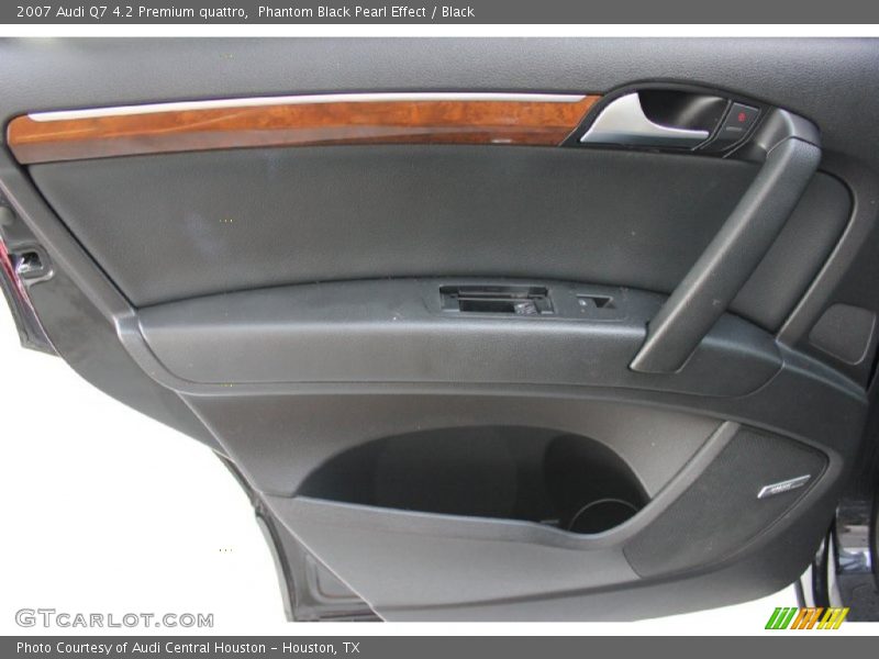 Phantom Black Pearl Effect / Black 2007 Audi Q7 4.2 Premium quattro