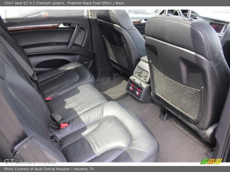 Phantom Black Pearl Effect / Black 2007 Audi Q7 4.2 Premium quattro