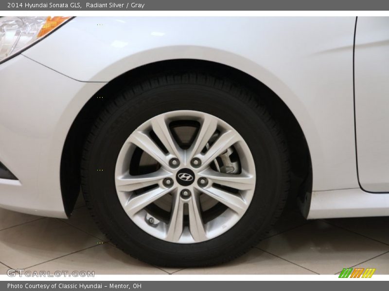 Radiant Silver / Gray 2014 Hyundai Sonata GLS