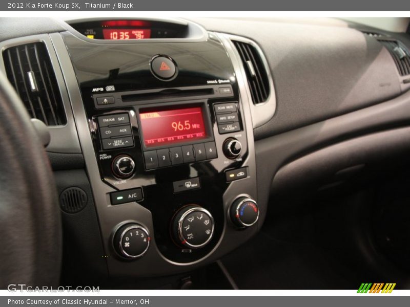 Titanium / Black 2012 Kia Forte Koup SX