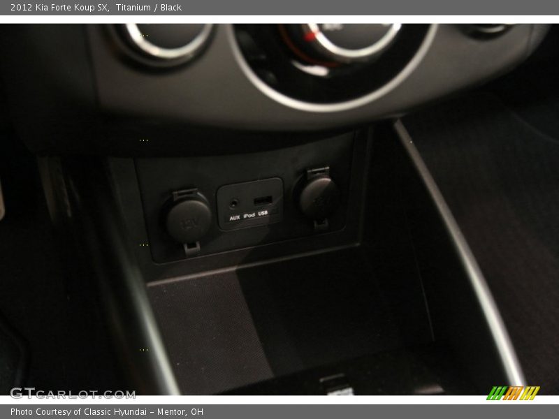 Titanium / Black 2012 Kia Forte Koup SX