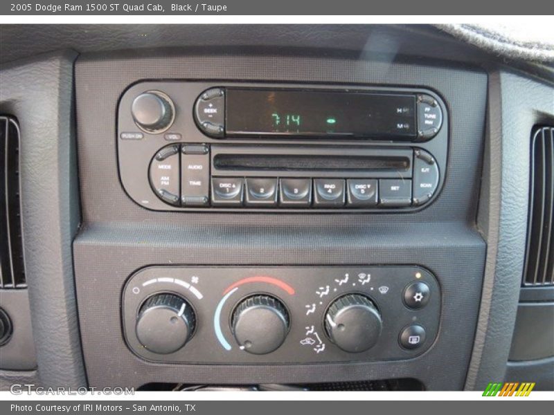 Black / Taupe 2005 Dodge Ram 1500 ST Quad Cab