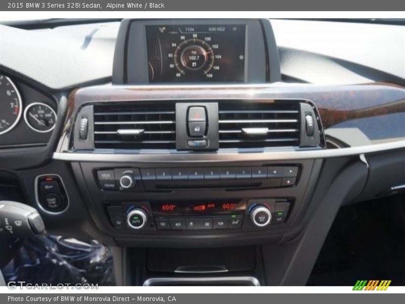 Alpine White / Black 2015 BMW 3 Series 328i Sedan