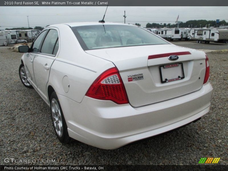 White Platinum Tri-coat Metallic / Camel 2010 Ford Fusion SE