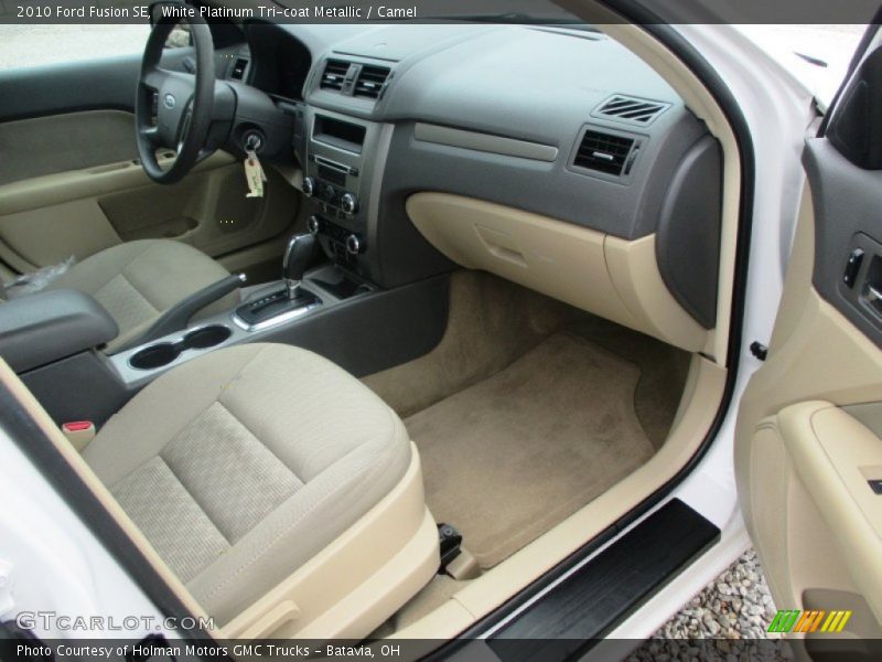 White Platinum Tri-coat Metallic / Camel 2010 Ford Fusion SE