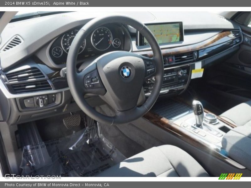 Alpine White / Black 2014 BMW X5 sDrive35i