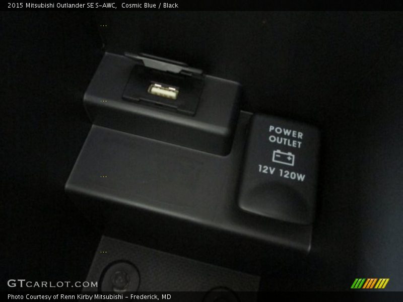 Cosmic Blue / Black 2015 Mitsubishi Outlander SE S-AWC