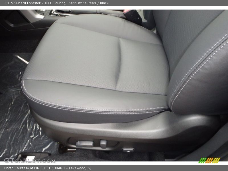 Satin White Pearl / Black 2015 Subaru Forester 2.0XT Touring