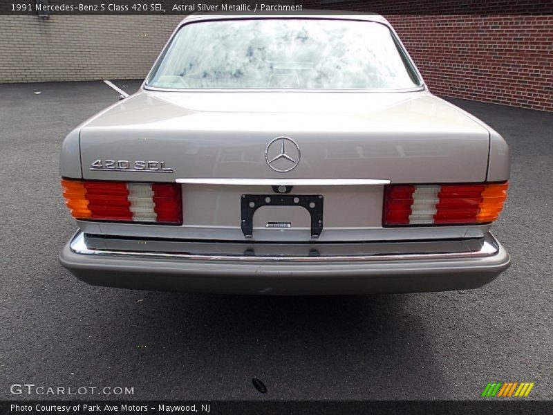 Astral Silver Metallic / Parchment 1991 Mercedes-Benz S Class 420 SEL