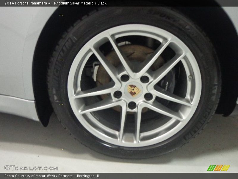 Rhodium Silver Metallic / Black 2014 Porsche Panamera 4