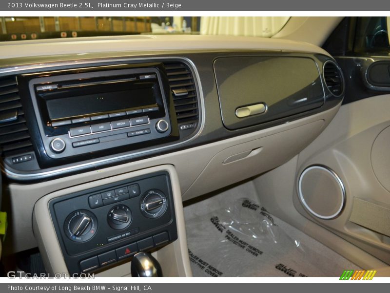 Platinum Gray Metallic / Beige 2013 Volkswagen Beetle 2.5L