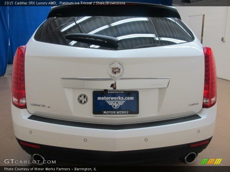 Platinum Ice Tricoat / Shale/Brownstone 2015 Cadillac SRX Luxury AWD