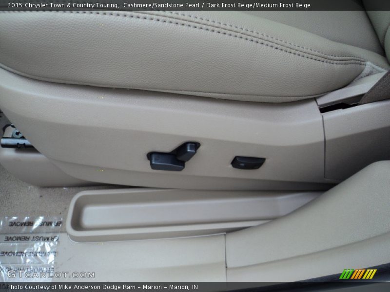 Cashmere/Sandstone Pearl / Dark Frost Beige/Medium Frost Beige 2015 Chrysler Town & Country Touring