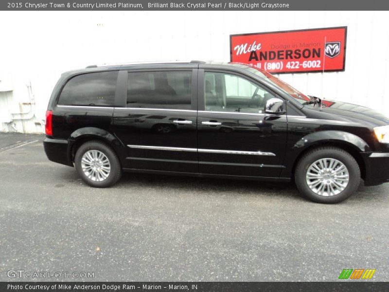 Brilliant Black Crystal Pearl / Black/Light Graystone 2015 Chrysler Town & Country Limited Platinum