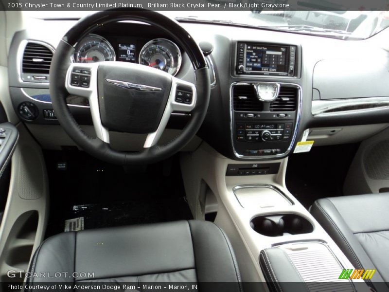  2015 Town & Country Limited Platinum Black/Light Graystone Interior