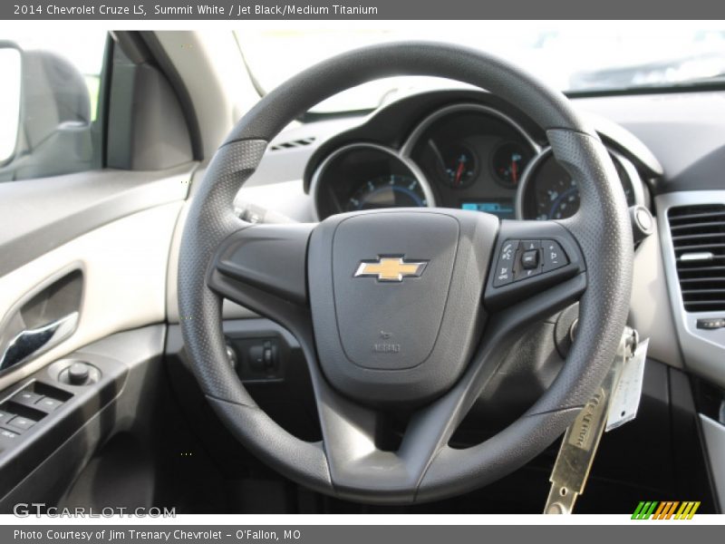 Summit White / Jet Black/Medium Titanium 2014 Chevrolet Cruze LS