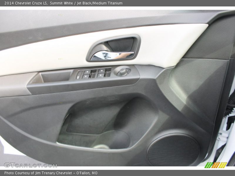 Summit White / Jet Black/Medium Titanium 2014 Chevrolet Cruze LS