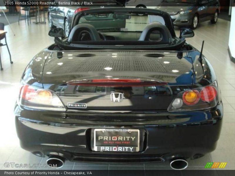 Berlina Black / Black 2005 Honda S2000 Roadster