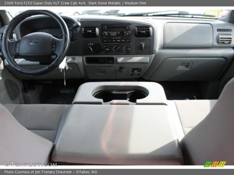 Dark Stone Metallic / Medium Flint 2006 Ford F250 Super Duty XLT Crew Cab 4x4