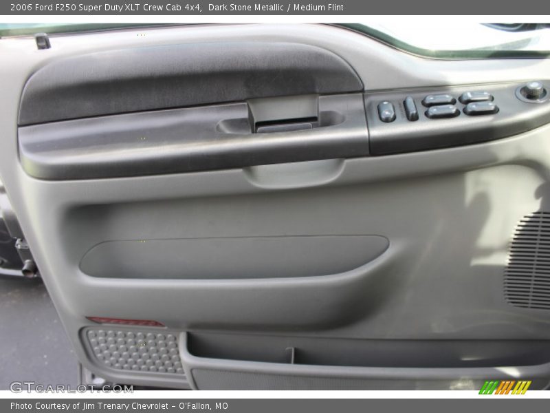 Dark Stone Metallic / Medium Flint 2006 Ford F250 Super Duty XLT Crew Cab 4x4