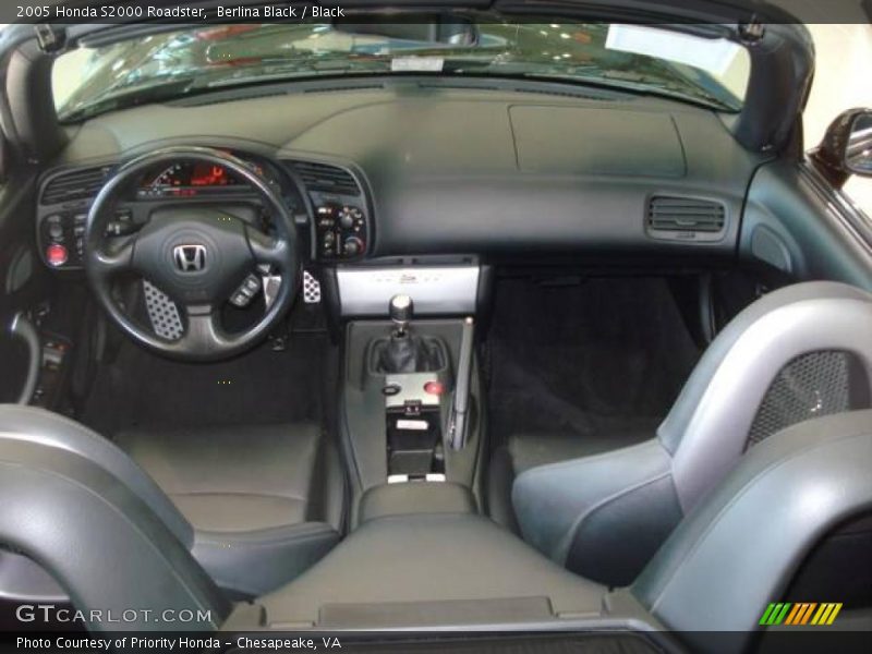 Berlina Black / Black 2005 Honda S2000 Roadster