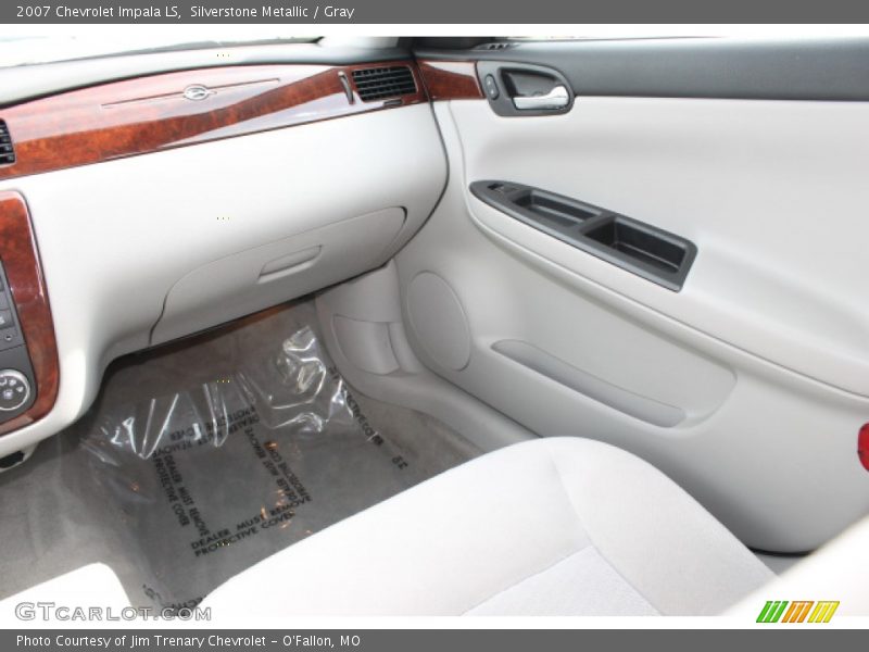 Silverstone Metallic / Gray 2007 Chevrolet Impala LS