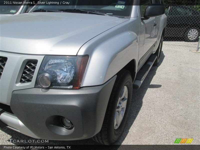 Silver Lightning / Gray 2011 Nissan Xterra S