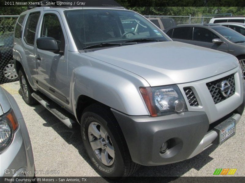 Silver Lightning / Gray 2011 Nissan Xterra S