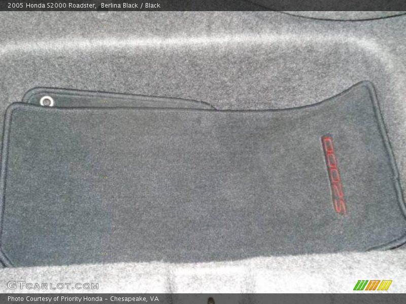 Berlina Black / Black 2005 Honda S2000 Roadster