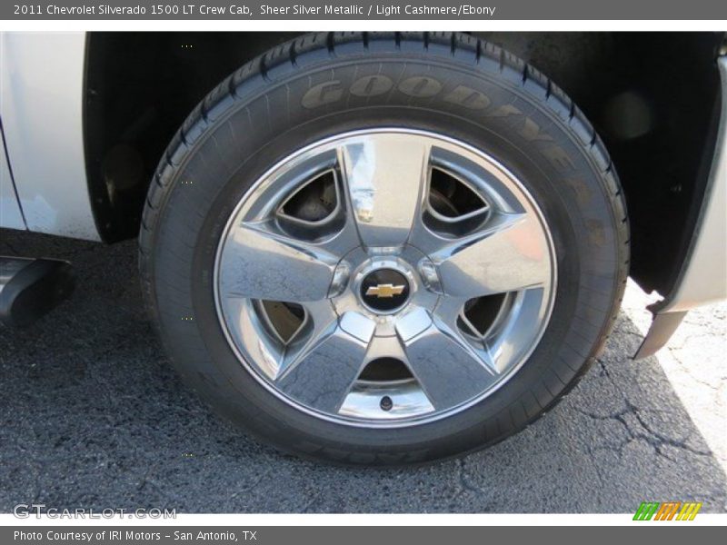 Sheer Silver Metallic / Light Cashmere/Ebony 2011 Chevrolet Silverado 1500 LT Crew Cab