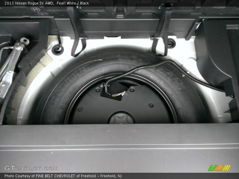 Pearl White / Black 2013 Nissan Rogue SV AWD