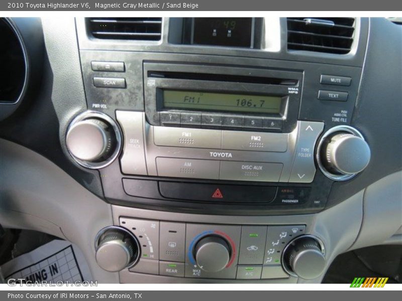 Magnetic Gray Metallic / Sand Beige 2010 Toyota Highlander V6