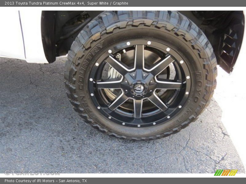 Super White / Graphite 2013 Toyota Tundra Platinum CrewMax 4x4
